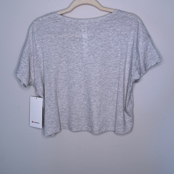 Lululemon Cates Tee - Picture 2 of 5